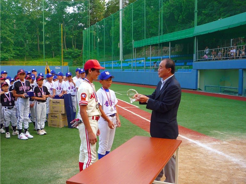 Austin receiving the most improved player award in 2009.