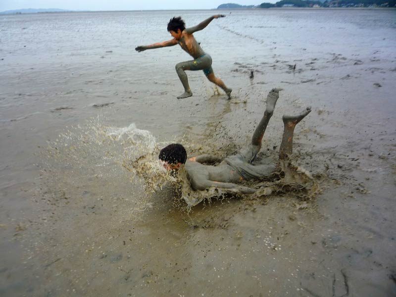 Body surfing…Korean style…that’ll clean your teeth out, Austin…not to mention other parts of your anatomy…