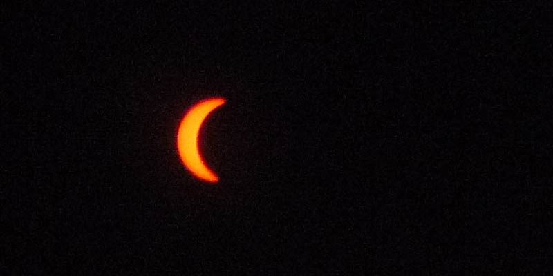 Then the sky started to darken…everyone ooowed and aaawed…